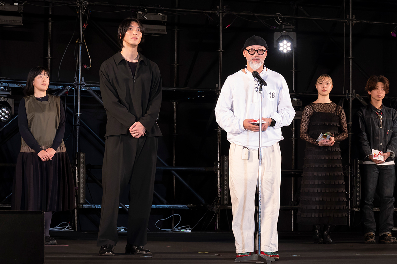 山本雅英さん受賞者スピーチの様子